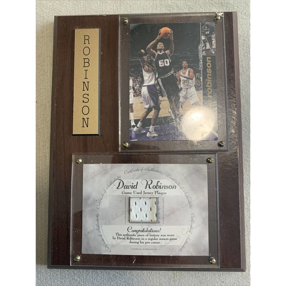 David Robinson San Antionio Spurs Game Used Jersey Plaque - Picture 1 of 3